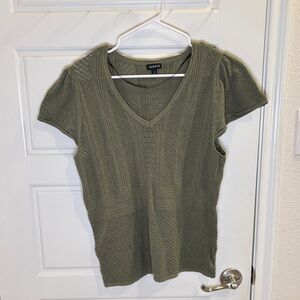 Torrid Olive Green Textured Knit V Neck Top Size 1